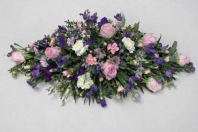 Double Ended Spray - Classic funeral spray suitable for the top of a casket. Standard is 24”, medium is 30” and large is 36”